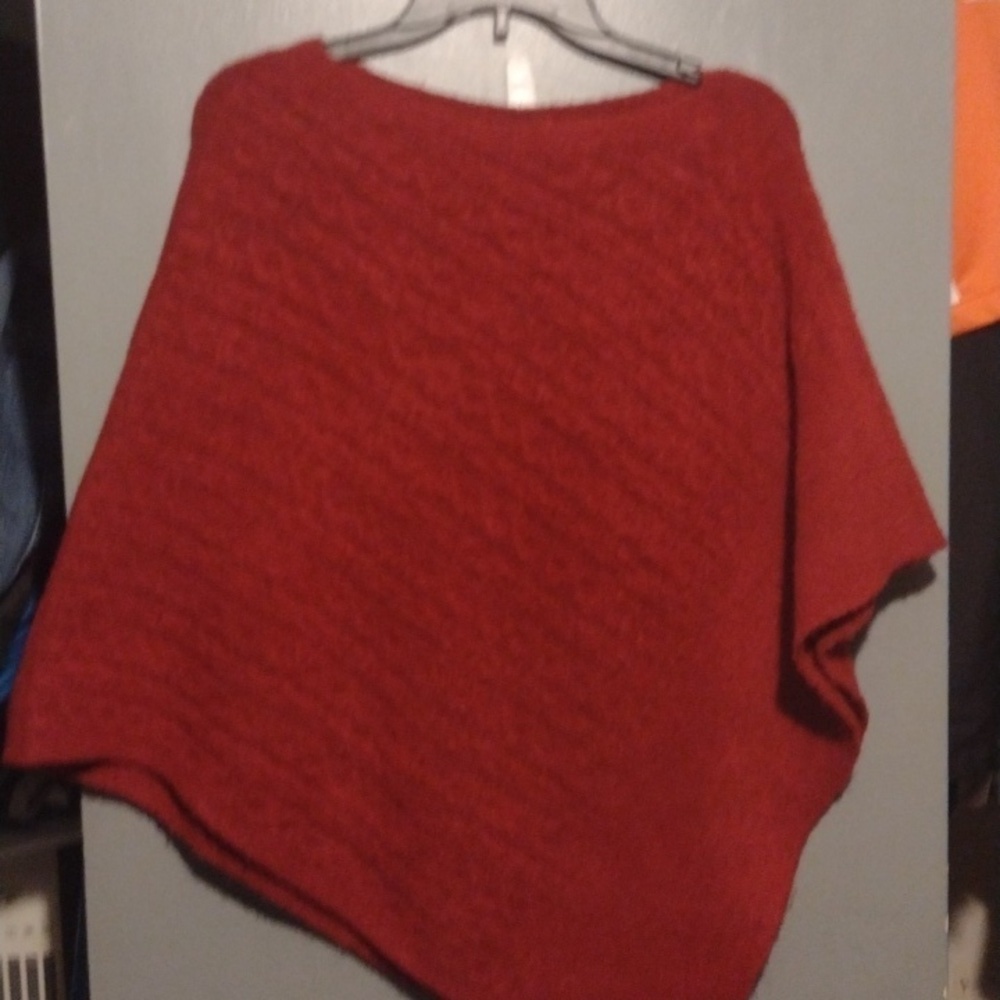 Beautiful Red Talbots Knit Poncho size small/xsmall Christmas